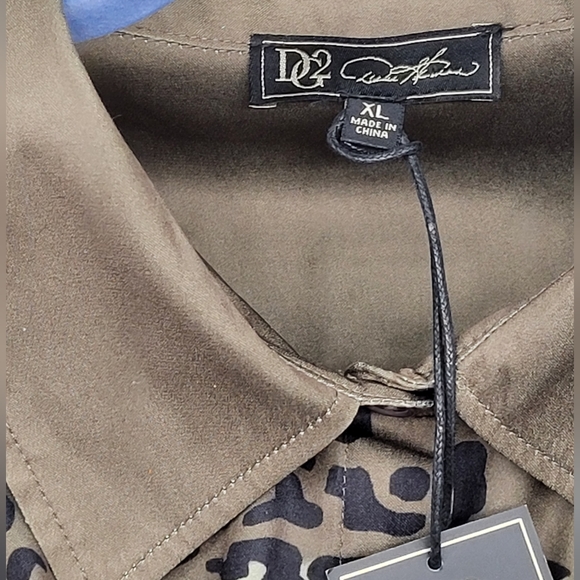 🆕️🐆Diane Gilman Amimal Print Silky Blouse - Picture 4 of 10